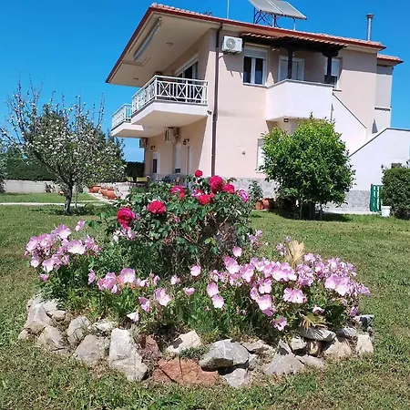 Appartement Alexandra'S Garden à Paliouri Extérieur photo