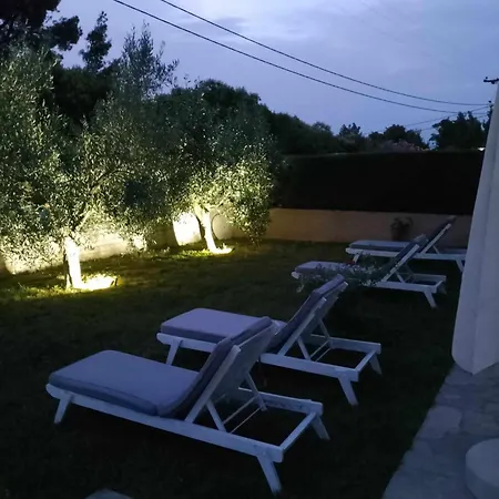 Appartement Alexandra'S Garden à Paliouri Extérieur photo